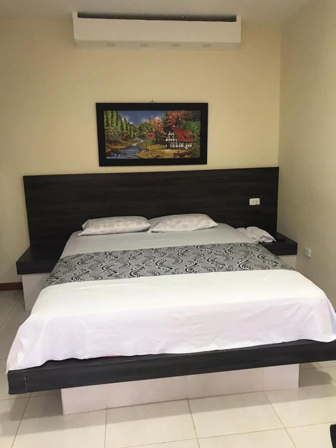 Hosteria Pacific Stone Esmeraldas Dış mekan fotoğraf